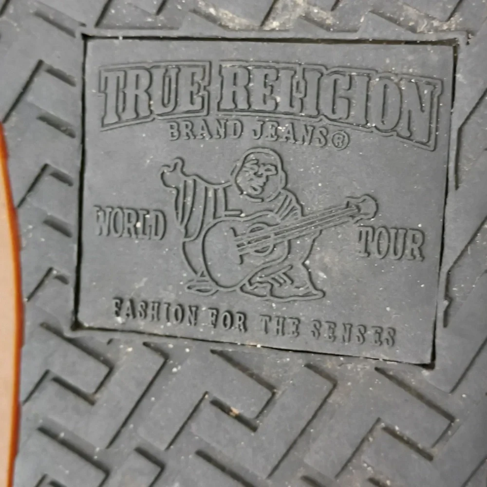 TRUE RELIGION WINTER BOOTS FOR MEN